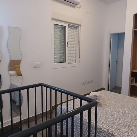 Apartamento en el casco antiguo en plena Alameda Sevilla Exterior foto