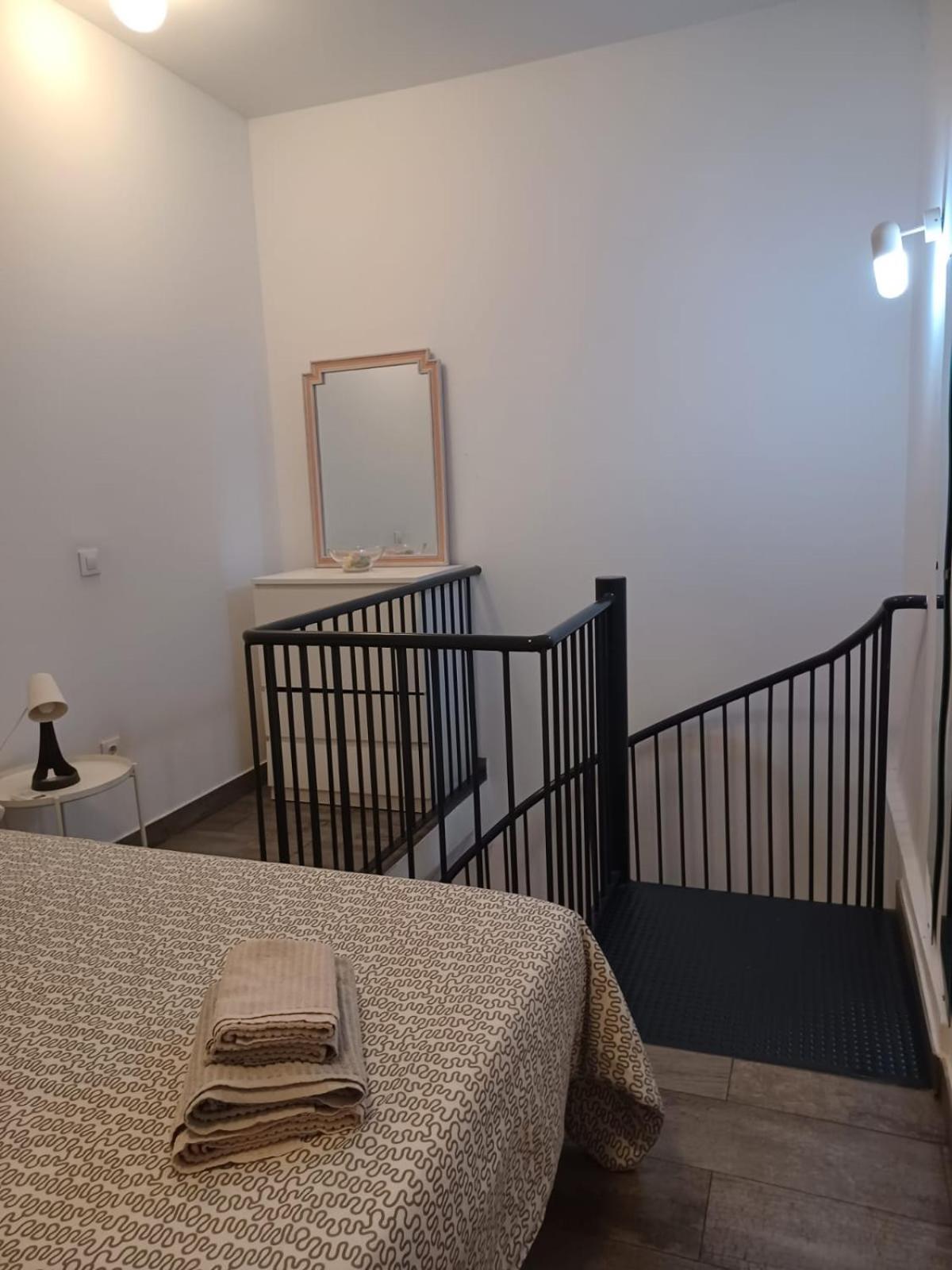 Apartamento en el casco antiguo en plena Alameda Sevilla Exterior foto