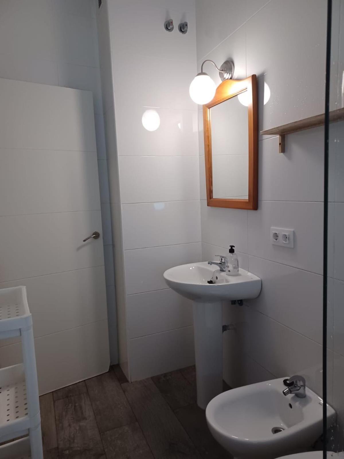 Apartamento en el casco antiguo en plena Alameda Sevilla Exterior foto