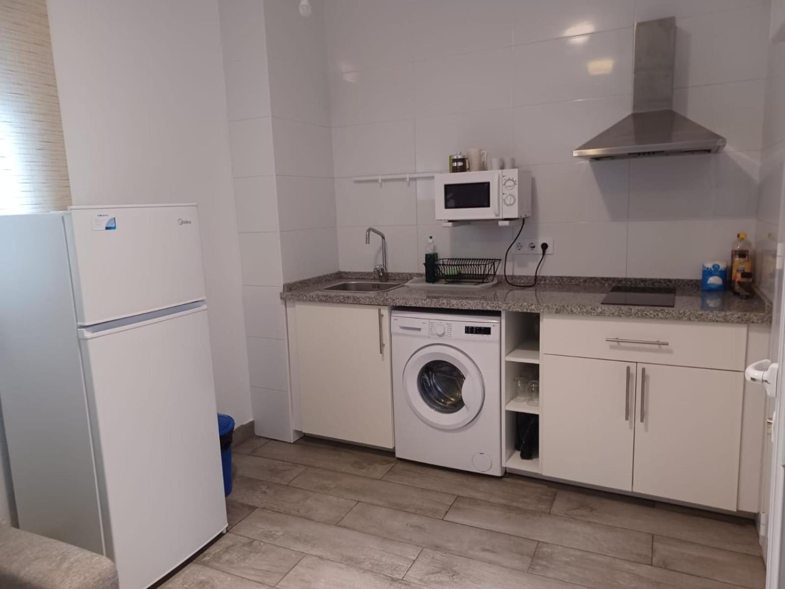 Apartamento en el casco antiguo en plena Alameda Sevilla Exterior foto